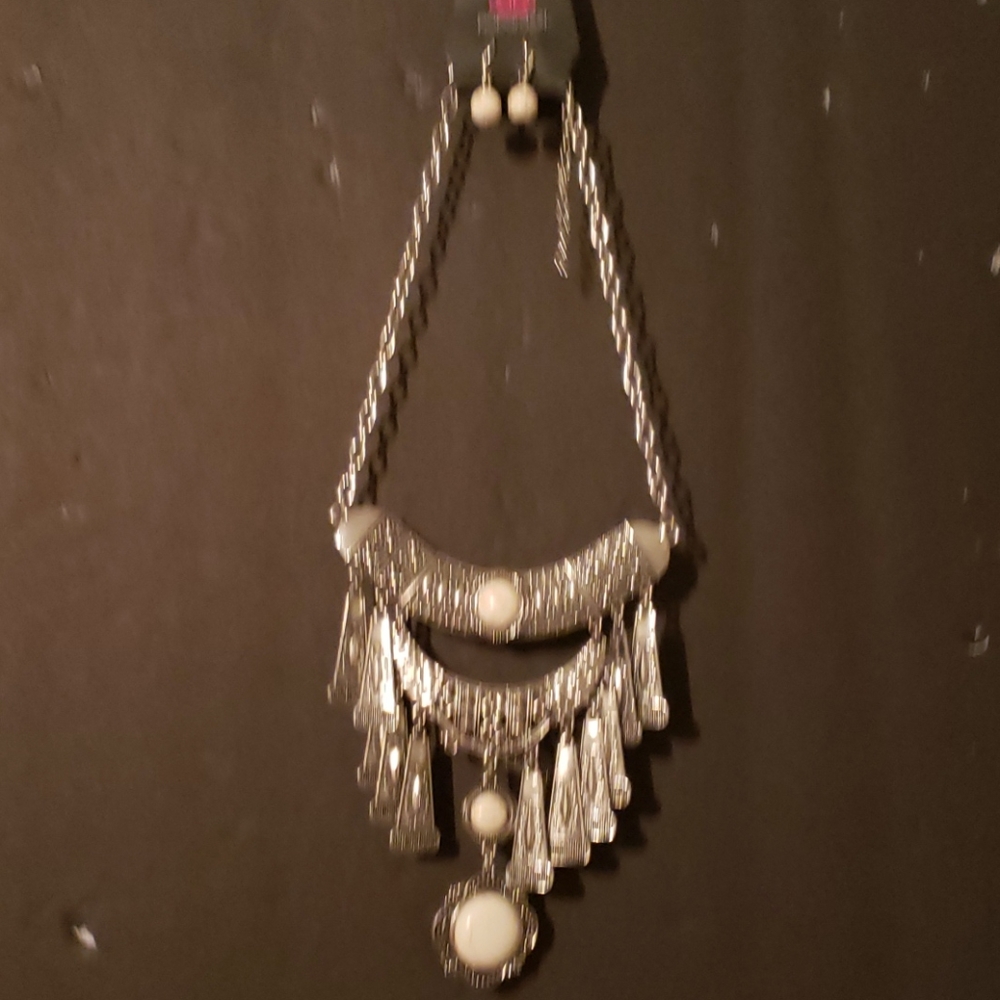 Necklace set - Picture 2 of 2